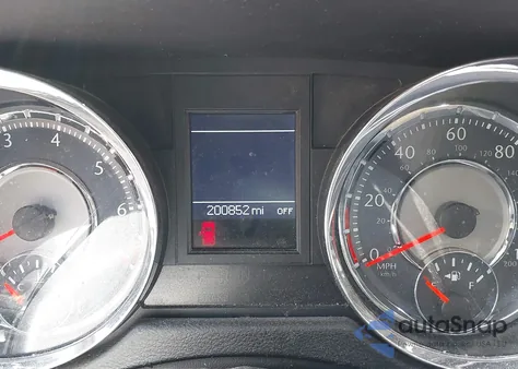 2012 Chrysler Town & Country Touring из США, поврежденный, VIN 2C4RC1BG1CR188505